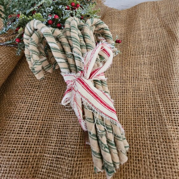 Hand made Homespun Primitive Green and White old Fashioned Candy Canes set of 12 - Picture 1 of 3